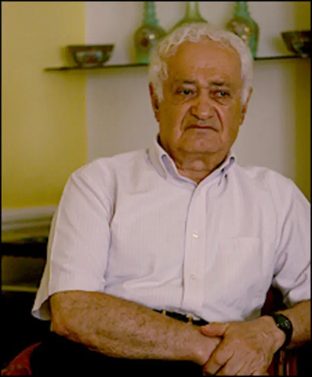 آثار مهم حسن کامشاد