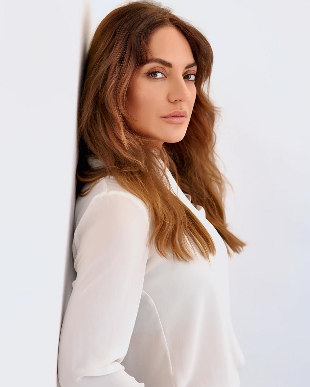 حضور مهناز افشار در تئاتر