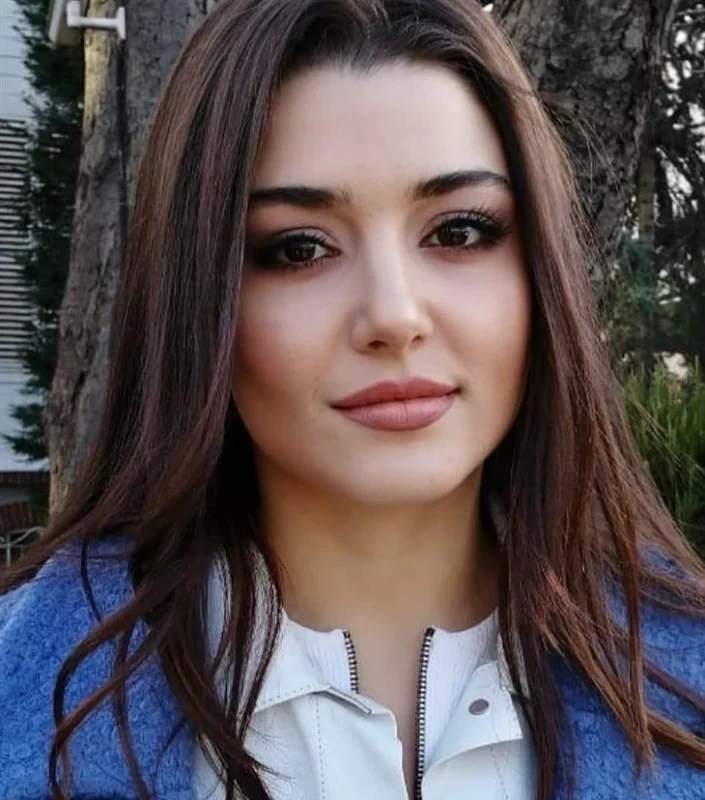 آغاز فعالیت هنری و آثار شاخص