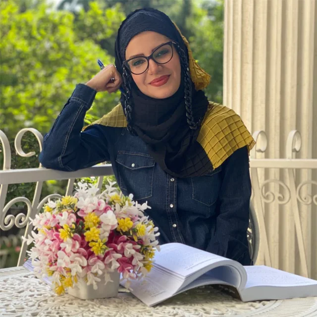 تولد و تحصیلات ملیکا زارعی تولد و تحصیلات ملیکا زارعی