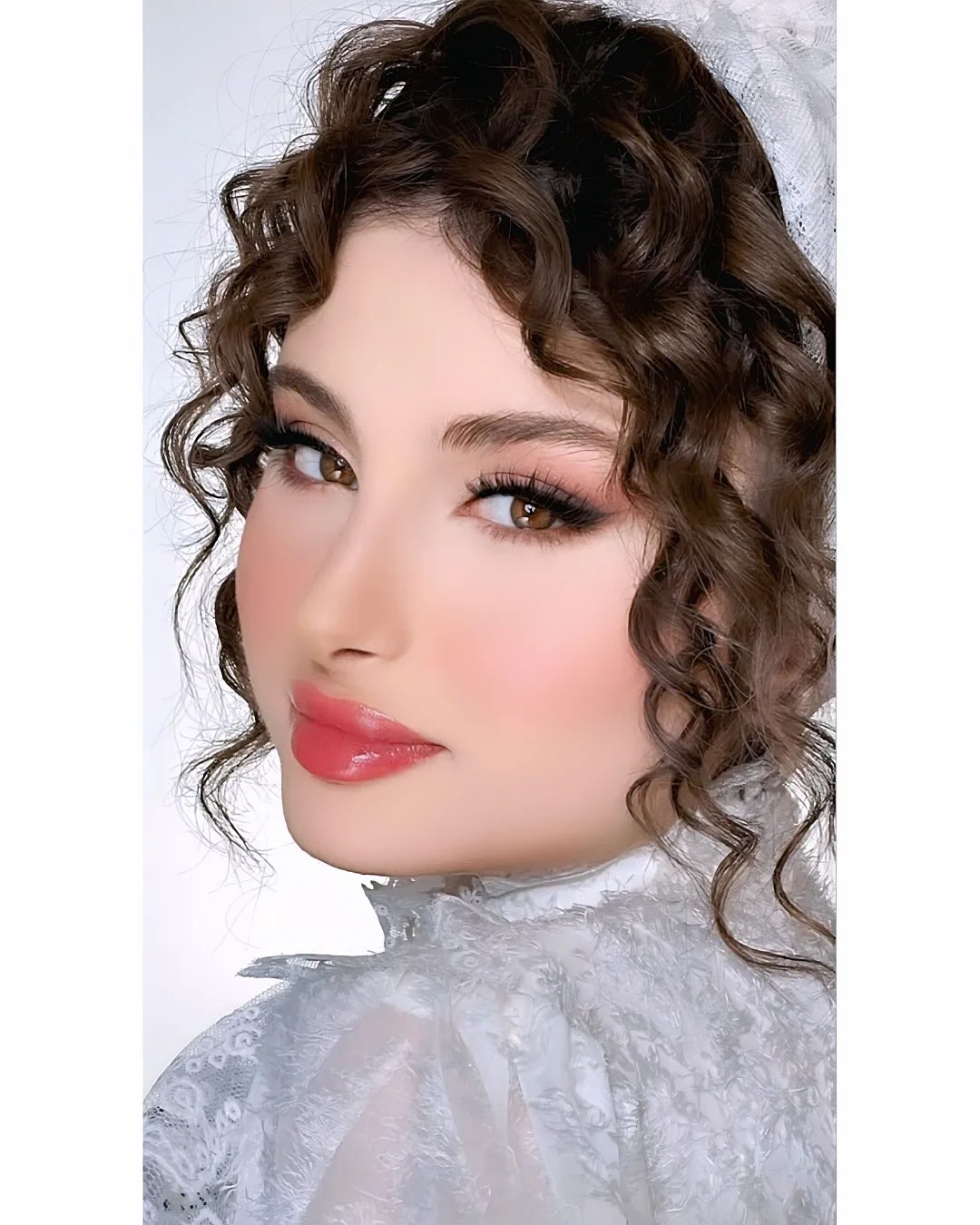 عکس نیکای پایتخت با لباس عروس  عکس نیکای پایتخت با لباس عروس