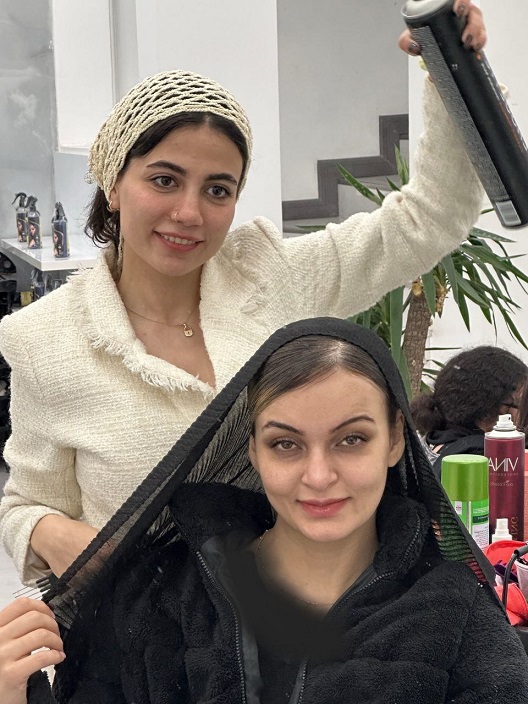 عکس بدون آرایش نیلوفر پارسا عکس بدون آرایش نیلوفر پارسا