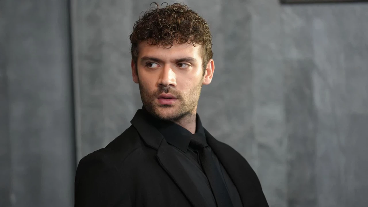 بیوگرافی و شروع زندگی جانر توپجو بیوگرافی و شروع زندگی جانر توپجو