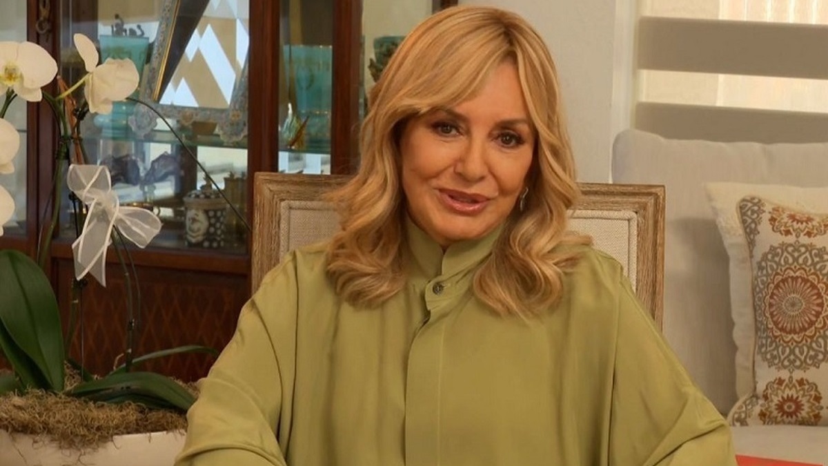 بیوگرافی گوگوش بیوگرافی گوگوش