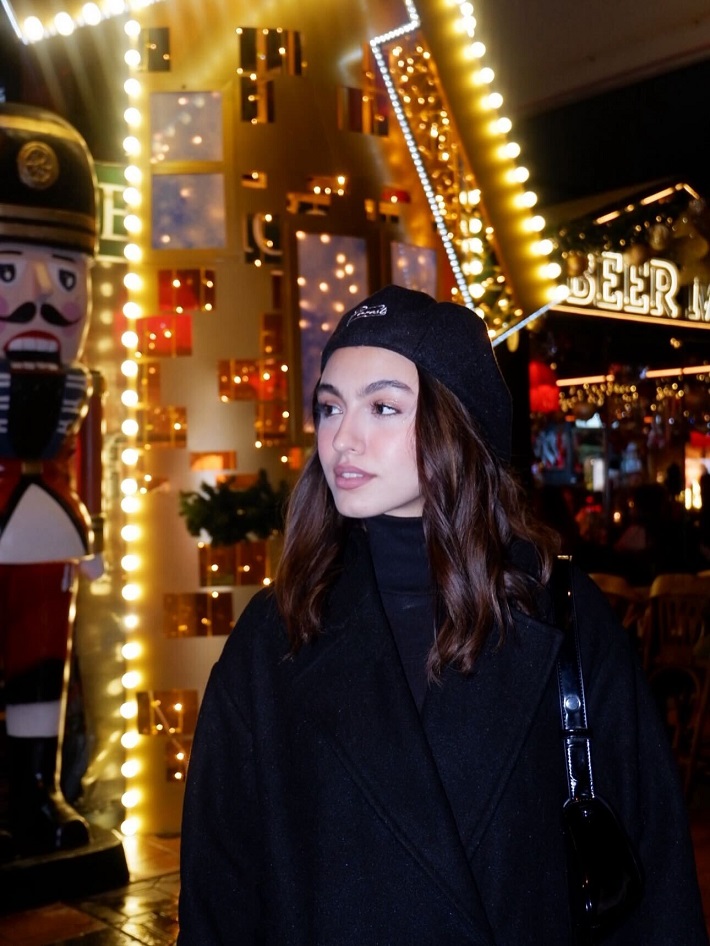 تحصیلات و علایق شخصی نیکی نصیریان