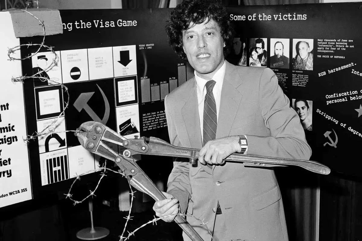 درگذشت تام استاپارد