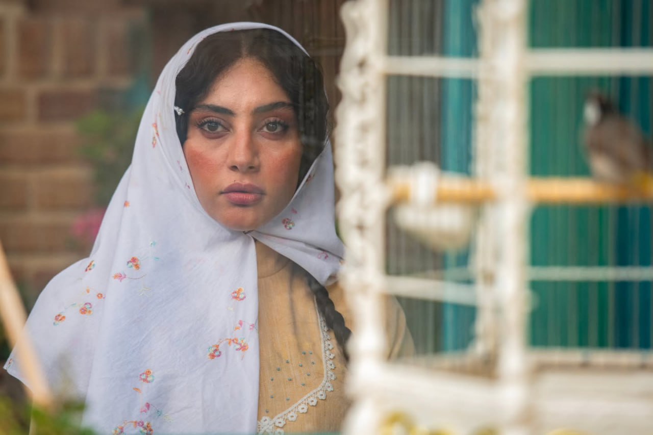 خلاصه داستان بامداد خمار