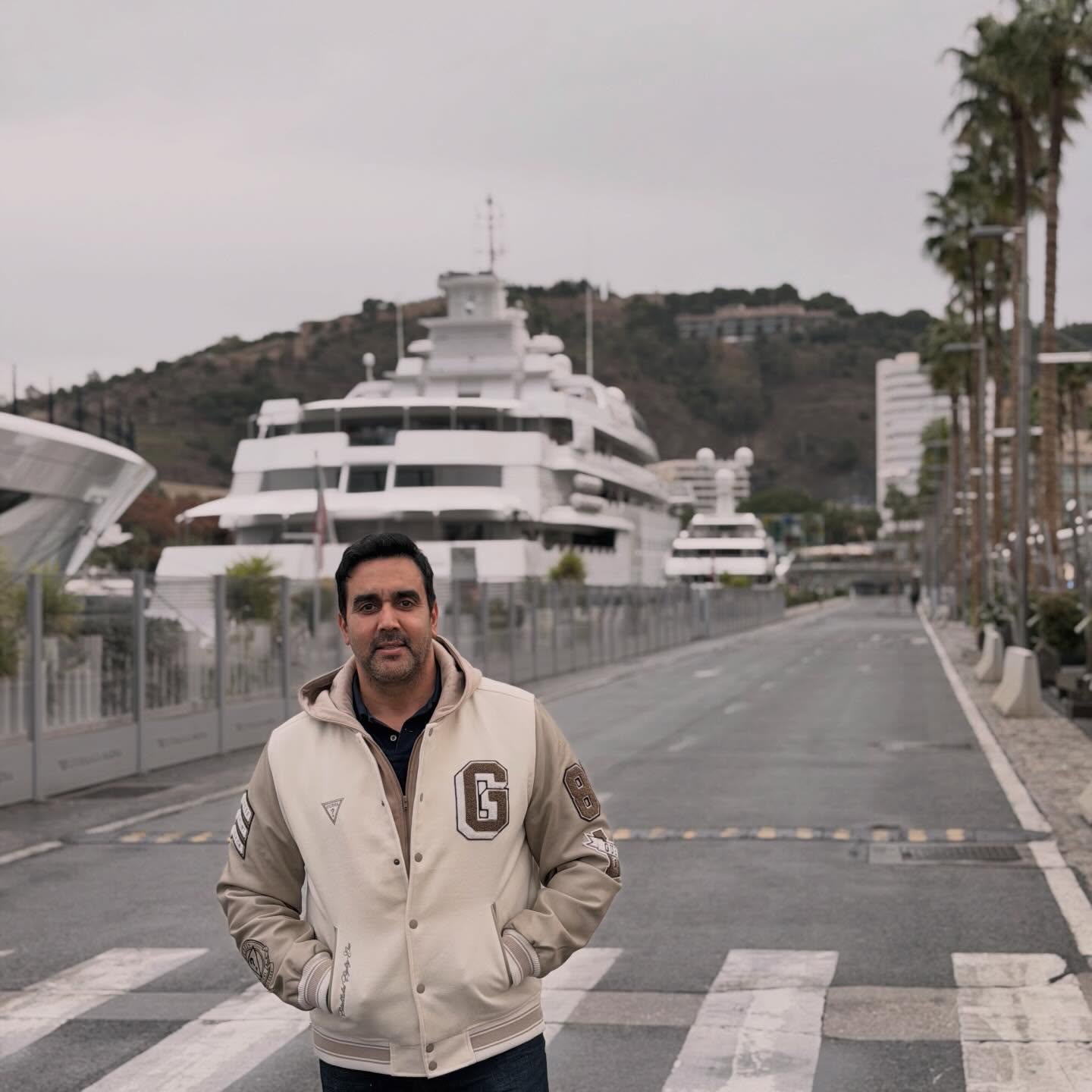 عکس پوریا پورسرخ در اسپانیا