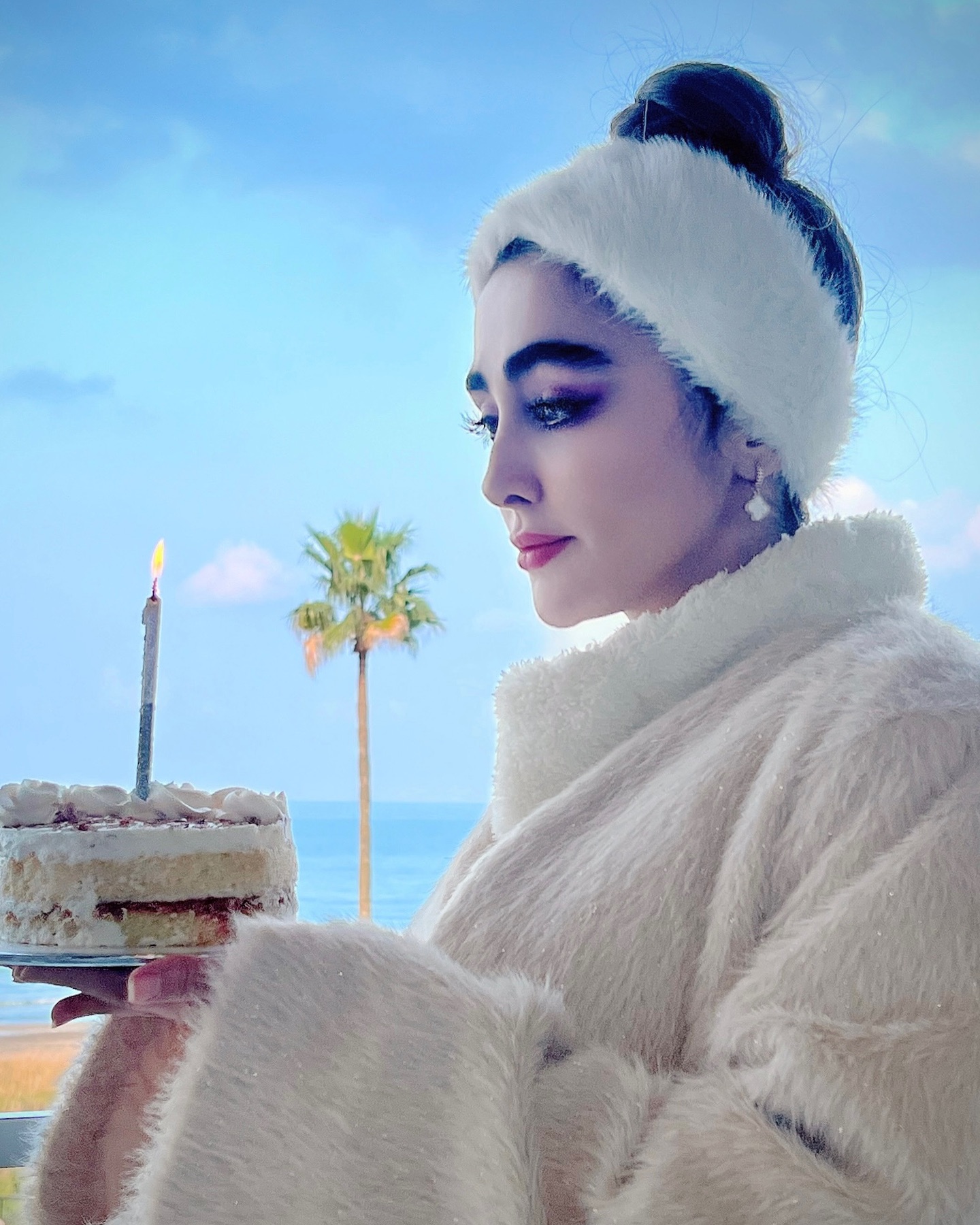 عکس جشن تولد ستاره حسینی