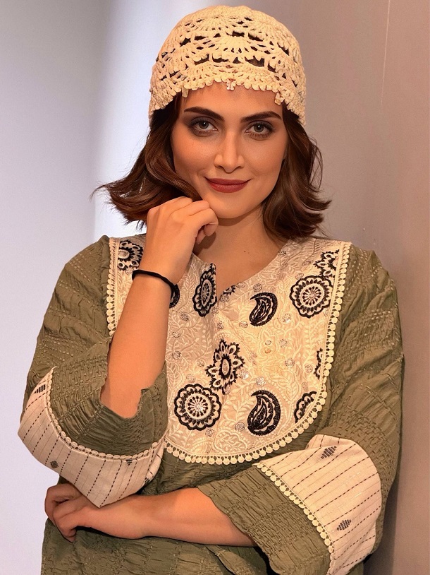 بیوگرافی الناز ملک؛ از تئاتر تا شهرت در زخم‌کاری