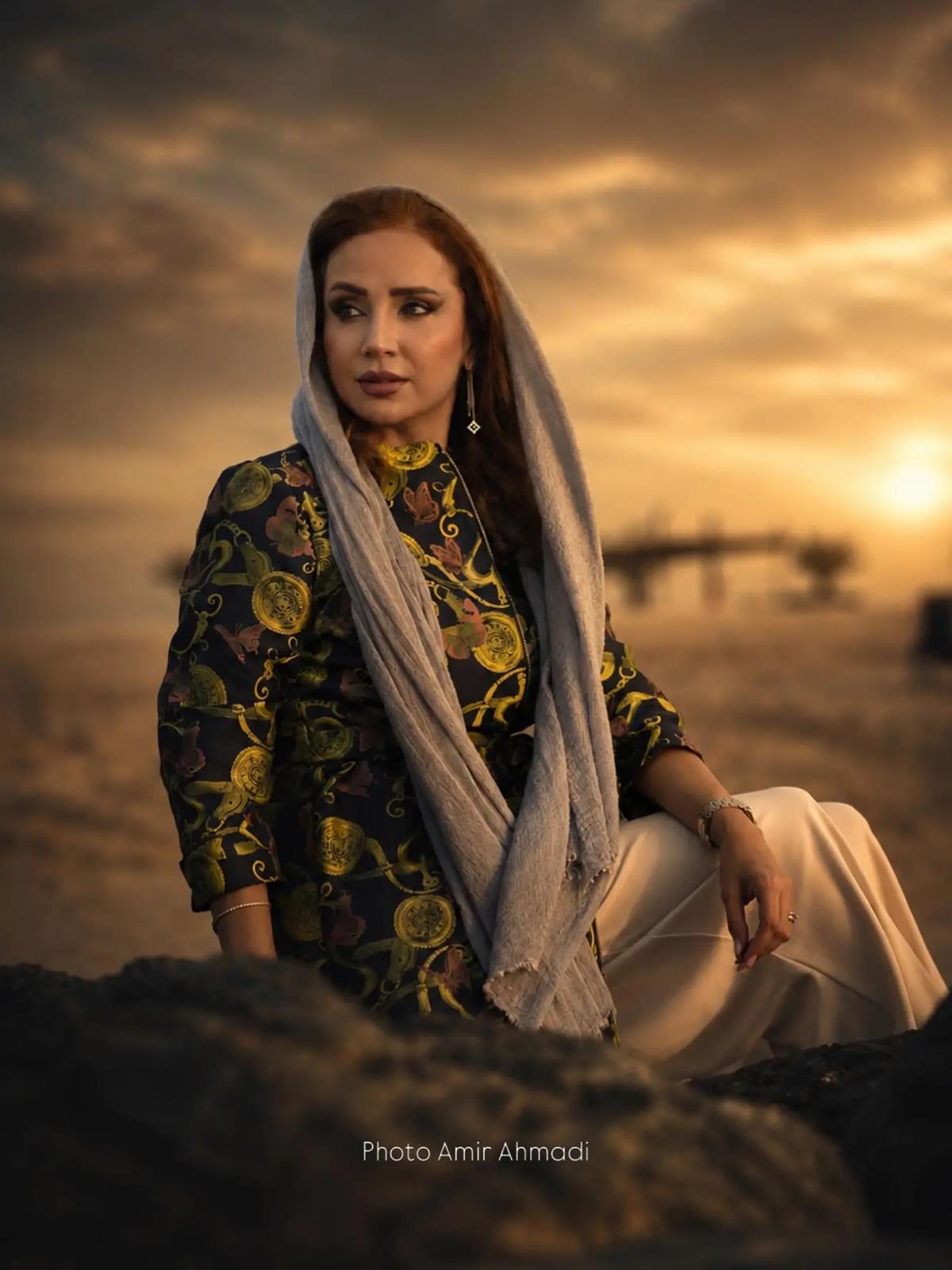 عکس شبنم قلی خانی در سواحل دبی