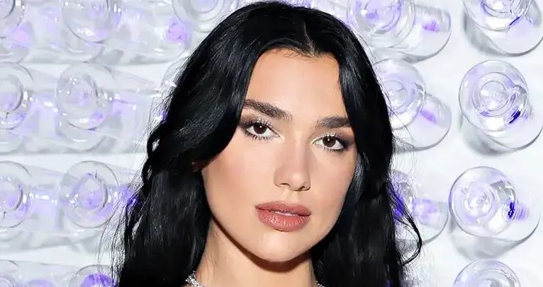 بیوگرافی دوآ لیپا