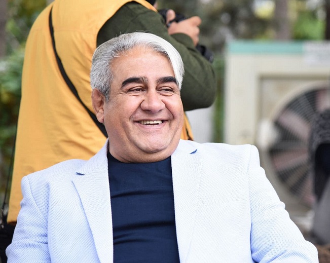 تحصیلات و آغاز فعالیت هنری مجید شهریاری