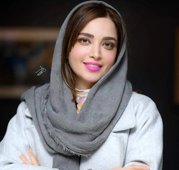 بیوگرافی بهنوش طباطبایی
